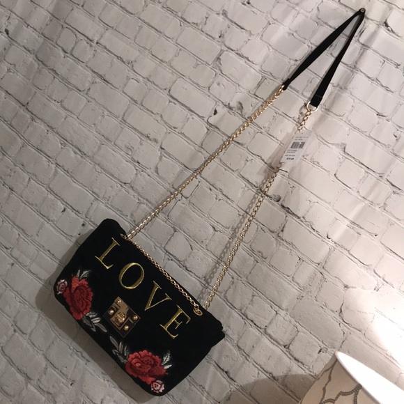 Love Handbag - Picture 2 of 8